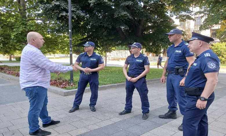 Пешеходни полицейски патрули дежурят в централната част на Плевен