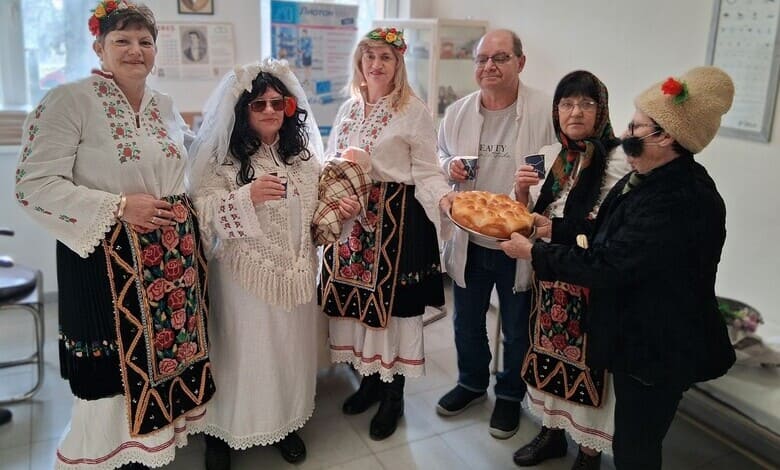 Бабин Ден в село Асеновци – Традиции, Обичаи и Празничен Дух ...