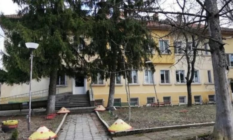 Дом за стари хора в село Бохот